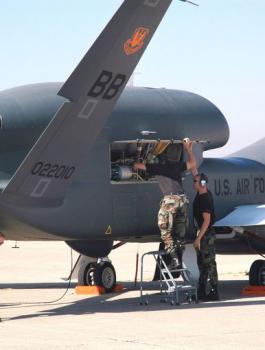 الجيش الامريكي وترامب 