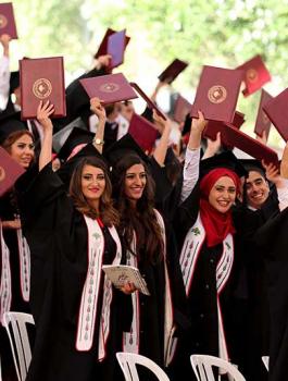 التربية تعلن عن توفر منح دراسية في الهند 