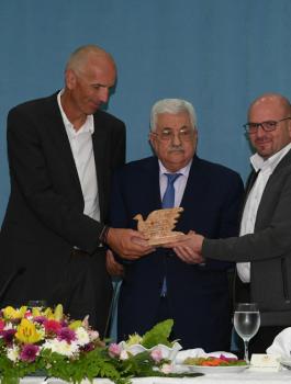 وفد بريطاني يعتذر للفلسطينيين عن "الوعد المشؤوم"