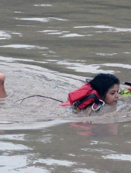 فيضانات تكساس