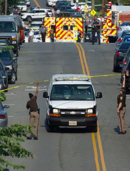 اصابة زعيم الجمهوريين باطلاق نار 