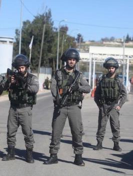 الاحتلال يُعيد فتح حاجز بيت إيل المغلق منذ نحو إسبوع