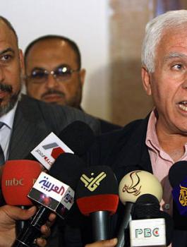 عزام الاحمد والتهدئة بين حماس واسرائيل 