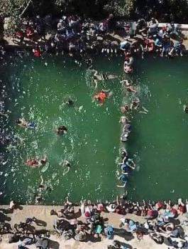 المستوطنون يقتحمون عين بوبين 