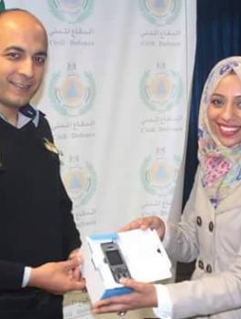 الدفاع المدني يتسلم اجهزة اتصال  من منظمة الغذاء العالمي