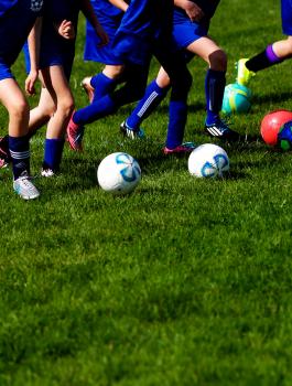 لاعب كرة قدم يعود الى الحياة 