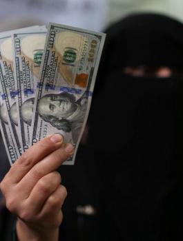 ادخال اموال قطرية الى غزة 