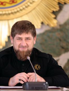 الرئيس الشيشاني يزور محمد صلاح وتدريبات المنتخب المصري