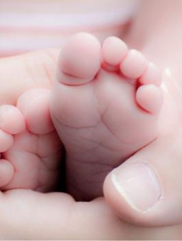 مصرع طفلة رضيعة في حادث دهس بنابلس 