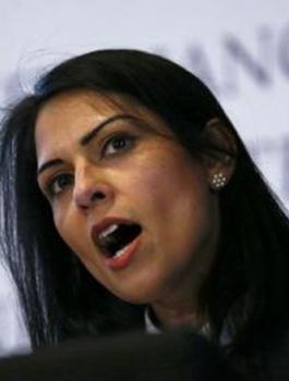 بعد لقاءها مع مسؤولين إسرائيلين .. الإطاحة بوزيرة بريطانية بارزة