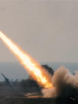 اسقاط صاروخ باليستي اطلق من اليمن 