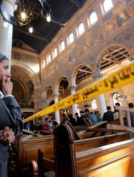 داعش يتبنى الهجوم على الكنيسة في القاهرة الذي أدى إلى مقتل 11 شخصاً