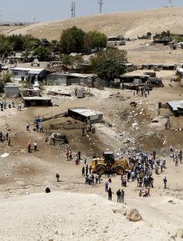 اسرائيل وهدم الخان الاحمر 