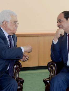 الأحمد: السيسي لم يقدم للرئيس أي مبادرة لإنهاء الانقسام 
