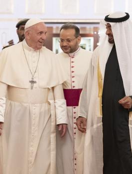 بابا الفاتيكان في الامارات 