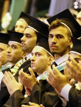 البنك الدولي يدعم الخريجيين 