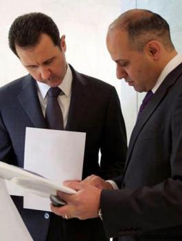 وثائق مهربة تحمل توقيع بشار الاسد في بريطانيا 