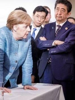 b323d7aaf31927deeec62d433f02e677