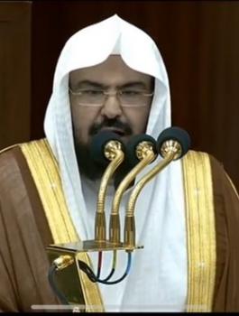 السديس والمسجد الحرام والقمم الثلاث 