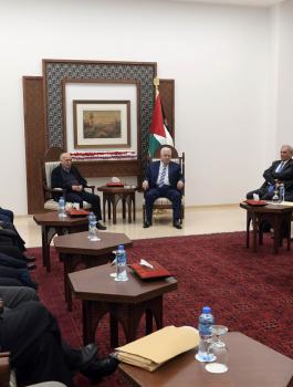 الرئيس ولجنة التواصل 