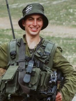 الجندي الاسرائيلي وهدار غولدين 