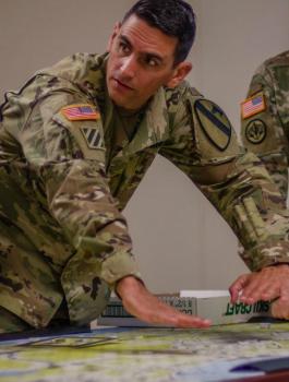 وزير الدفاع الامريكي وايران 