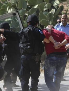 اعتقال لص في رام الله 