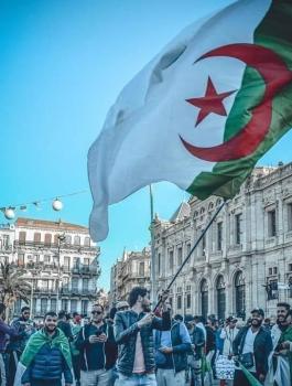حجب موقع كل اشي عن الجزائر 