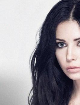 بالصور: جمال حسناء أوكرانية تسبب بتوقيفها في تركيا