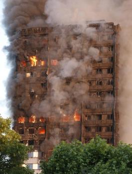 هكذا أنقذ السحور حياة المسلمين وجيرانهم في حريق برج لندن