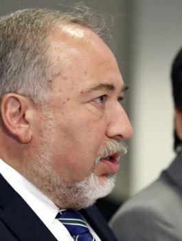 استقالة ليبرمان من الحكومة الاسرائيلية 