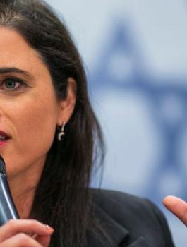 شاكيد وغزة وحماس 