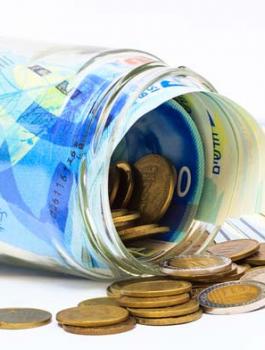 انخفاض طفيف يطرأ على أسعار صرف العملات