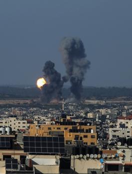 اصابة طفلين بقصف اسرائيلي على غزة 