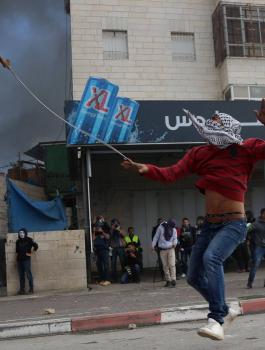 مواجهات مع الاحتلال في بيت ايل شمال رام الله 