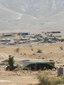 الاستيلاء على اراضي في الاغوار 