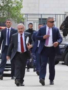 اشتيه واعتقال وزير فلسطيني 