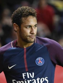 نيمار يحسم الجدل حول مستقبله 