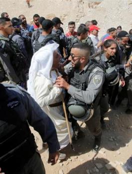 العفو الدولية والخان الأحمر 