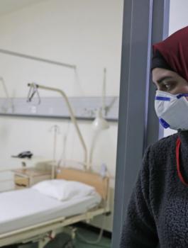 اصابات بفيروس كورونا 