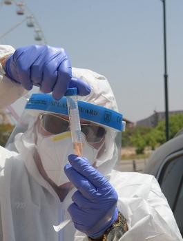 اصابات بفيروس كورونا 