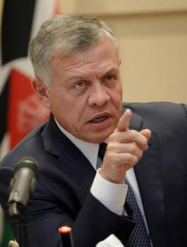 العاهل الاردني والسيول في البحر الميت 