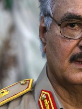 حقيقة وفاة المشير الليبي خليفة حفترة