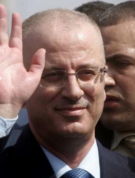 عودة موظفي قطاع غزة الى عملهم 