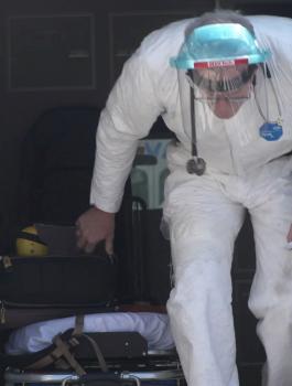 وقفة عز وشراء سيارات اسعاف 