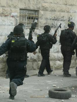 اعتقالات في العيسوية 