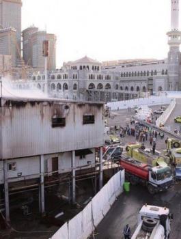 إندلاع حريق في 15 منزلاً قرب الحرم المكي الشريف