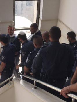 الاحتلال يفرج عن حرّاس الأقصى بشرط الإبعاد أسبوعًا
