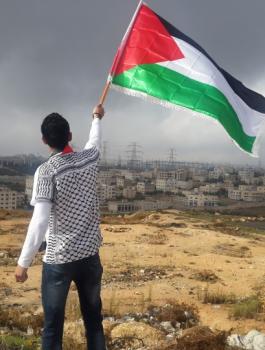 الرئاسة وشطب فلسطين من القائمة 