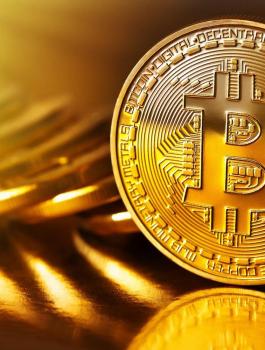 بيتكوين تقفز لأعلى مستوى في 8 أشهر